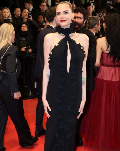 Cara Delevingne photo image 5