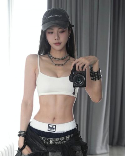 Cathryn Li Shows Off Casual Style In May 2026 Instagram Photos