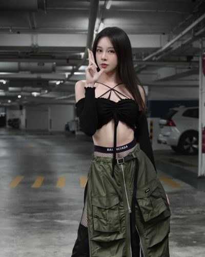 Cathryn Li photo image 2