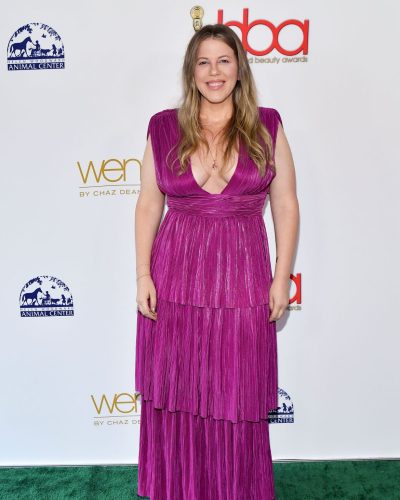 Chelsea Lauren Dazzles In A Striking Purple Gown At The Hollywood Beauty Awards 2026