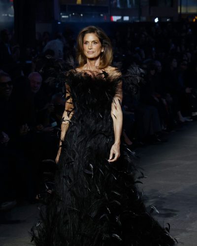 Cindy Crawford photo image 2