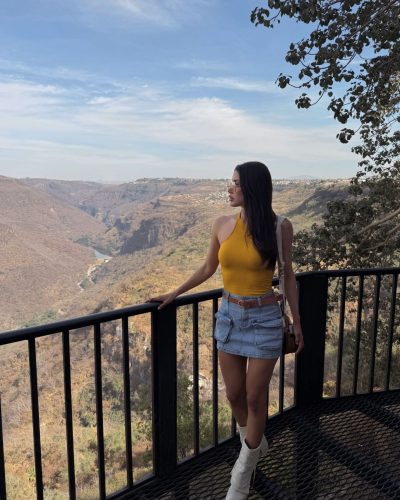 Claudia Coria photo image 4