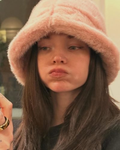 Dove Cameron photo image 5