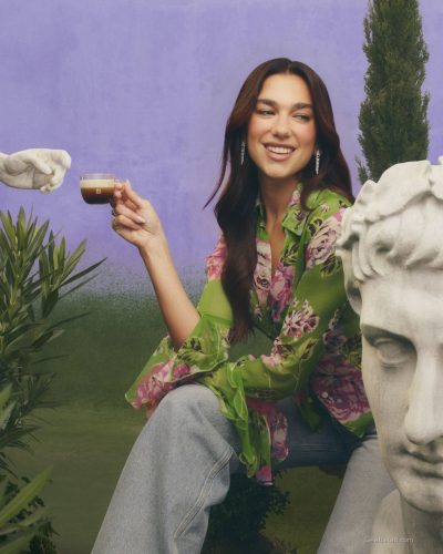 Dua Lipa photo image 6