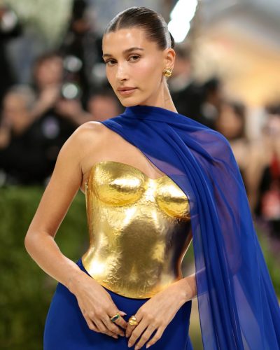 Hailey Bieber photo image 3