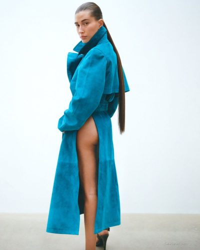 Hailey Bieber photo image 5