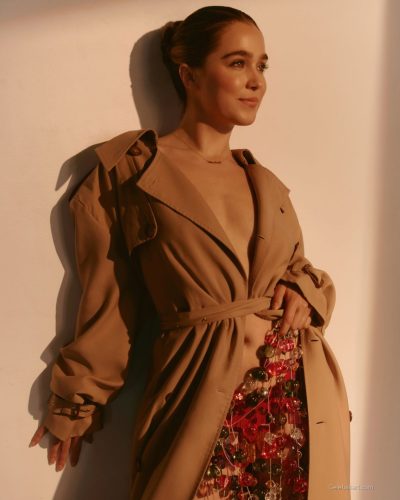 Haley Lu Richardson photo image 5