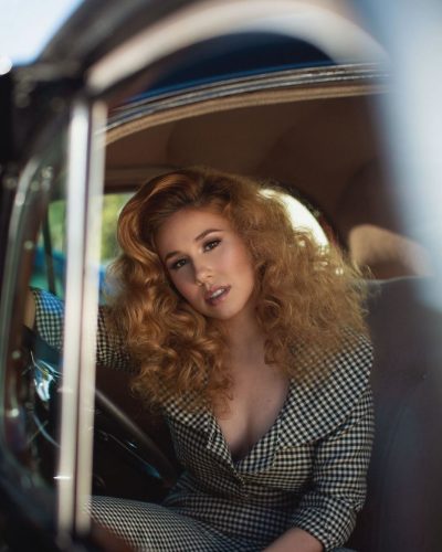 Haley Reinhart photo image 3
