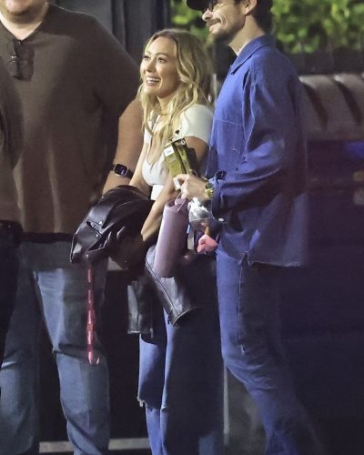 Hilary Duff photo image 4