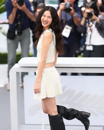 Hoyeon Jung photo image 3