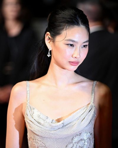 Hoyeon Jung photo image 5