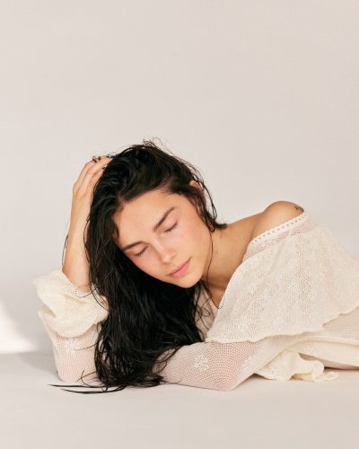 Inde Navarrette photo image 3