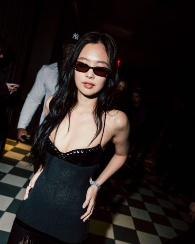 Jennie Dazzles In Elegant Black Ensemble At The Dirty Rose Burlesque Experience In NYC 2026
