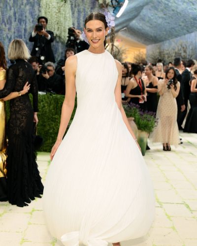 Karlie Kloss photo image 4