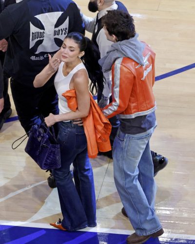 Kylie Jenner photo image 5
