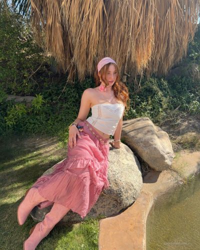 Madeline Ford photo image 5