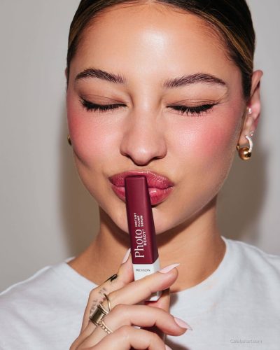 Madelyn Cline Showcases Revlon Lip Plump Serum In Style 2026