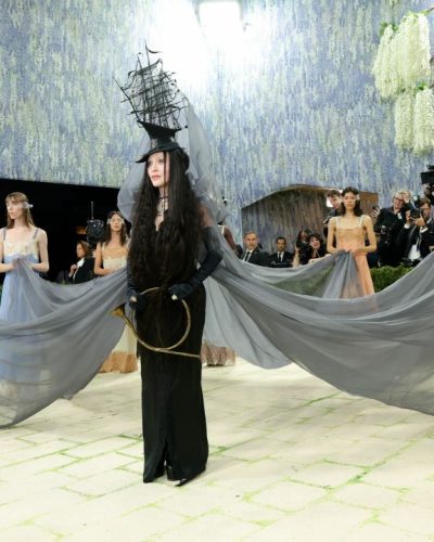 Madonna photo image 2