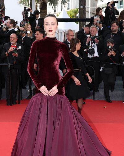 Mary Leest Dazzles In Velvet Elegance At Cannes 2026 Screening