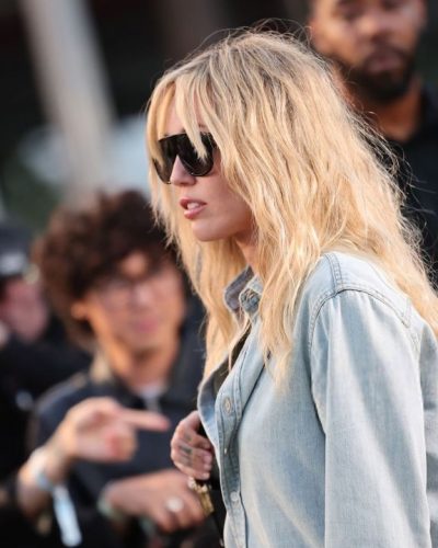 Miley Cyrus photo image 4