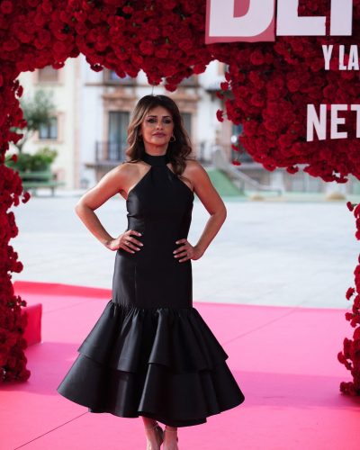 Monica Cruz Dazzles In Elegant Black Gown At The Ermine Premiere In Seville 2026