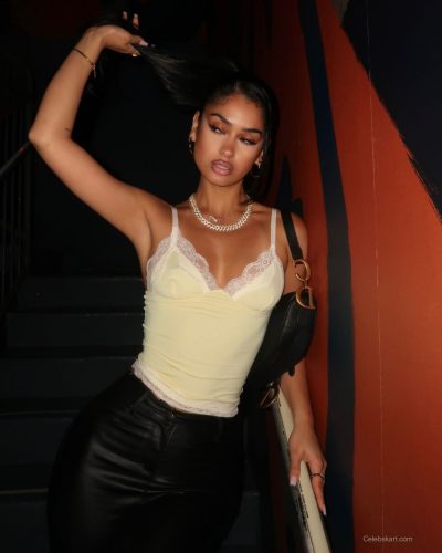 Naaz Torbat Shows Off Style In Instagram Snap From 2026