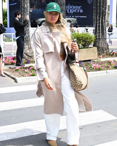 Romee Strijd’s Cannes Stroll In A Beige Trench And Cap 2026