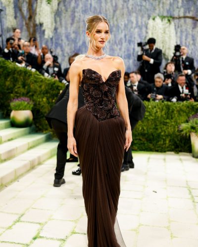 Rosie Huntington-Whiteley Dazzles In Elegant Gown At 2026 Met Gala