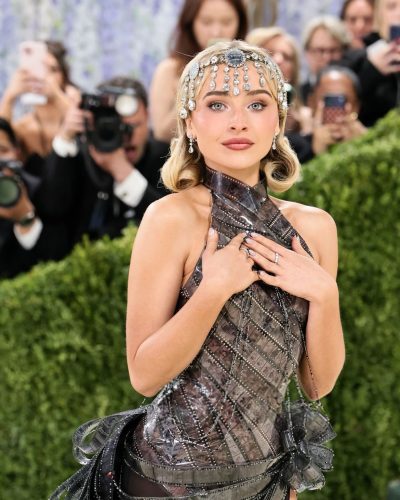 Sabrina Carpenter photo image 5
