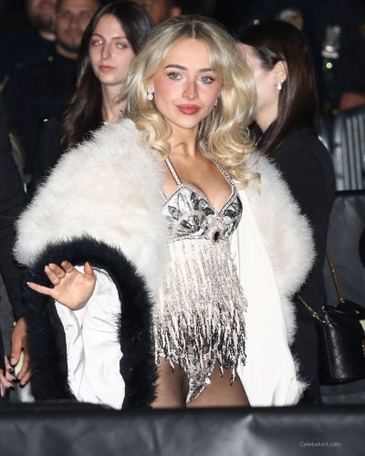 Sabrina Carpenter photo image 2