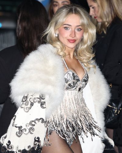 Sabrina Carpenter photo image 3