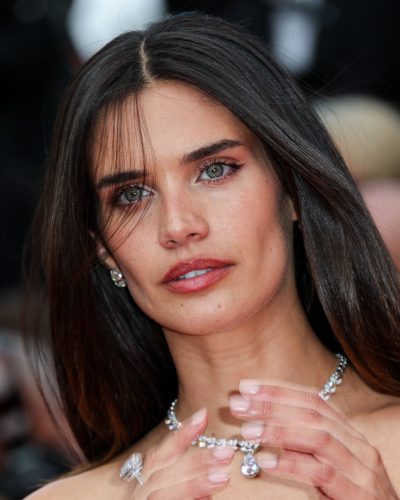 Sara Sampaio photo image 4