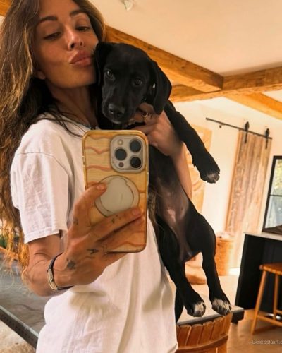 Sarah Shahi photo image 6