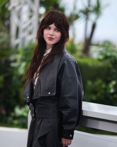Sophie Thatcher Dazzles In Black Ensemble At Cannes 2026 Photocall