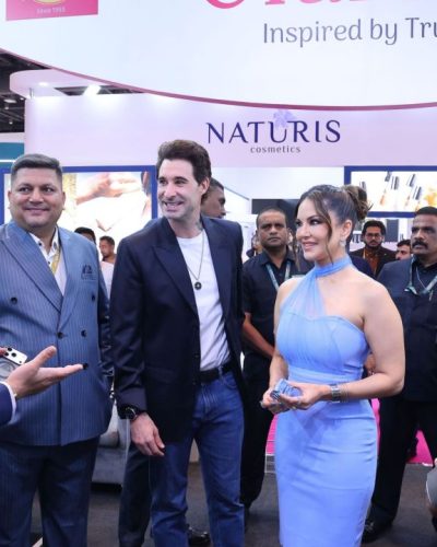 Sunny Leone photo image 6
