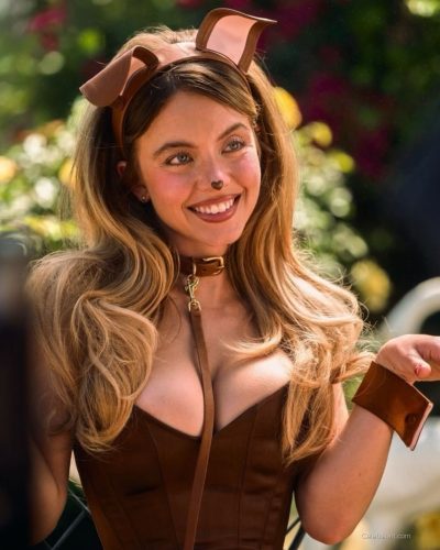 Sydney Sweeney photo image 2