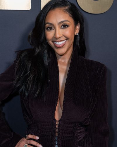 Tayshia Adams photo