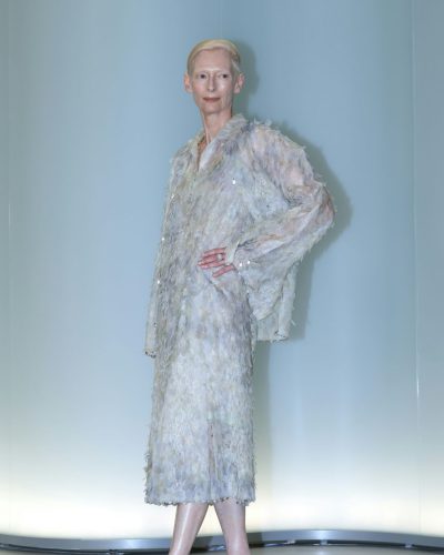 Tilda Swinton Dazzles In Ethereal Ensemble At Chanel’s 2026 Metiers D’Art Show In Seoul