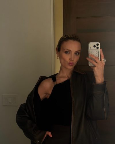 Wallis Day photo image 2