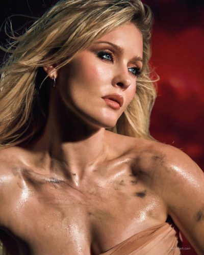 Zara Larsson photo image 4
