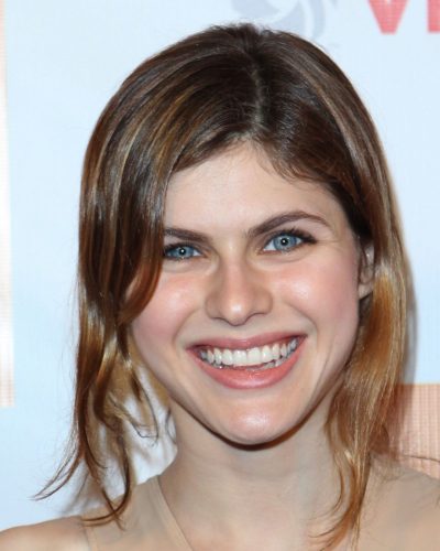 Alexandra Daddario photo image 2