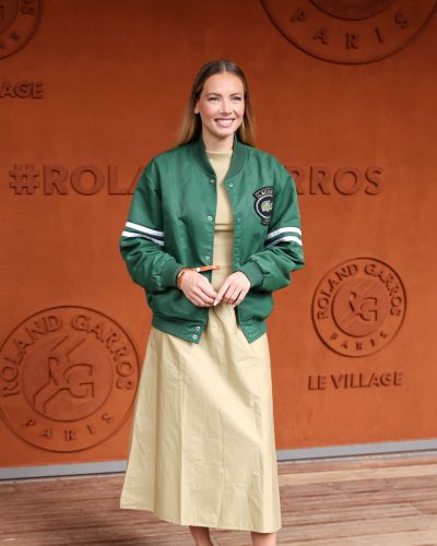 Amandine Petit photo image 6