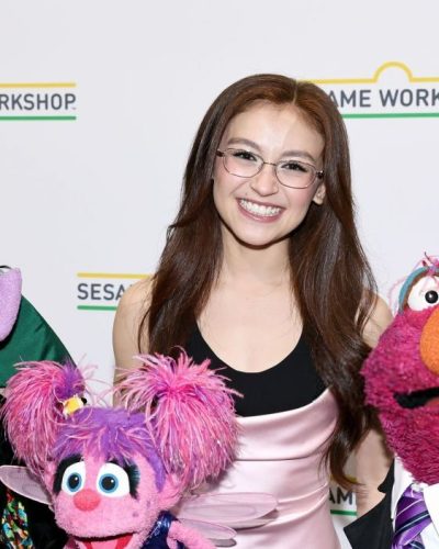 Anna Cathcart Shows Off Elegant Style At Sesame Workshop Benefit 2026
