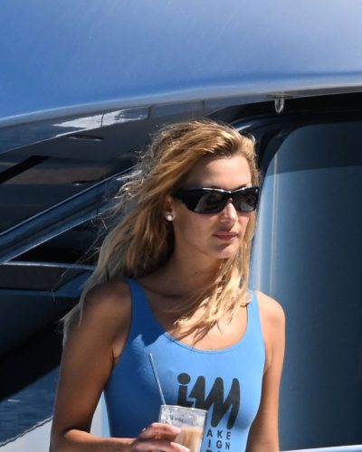 Bella Hadid photo image 2