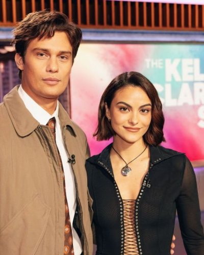 Camila Mendes photo image 2
