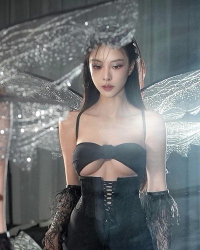 Cathryn Li photo image 2