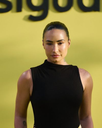 Demi Lovato photo image 3