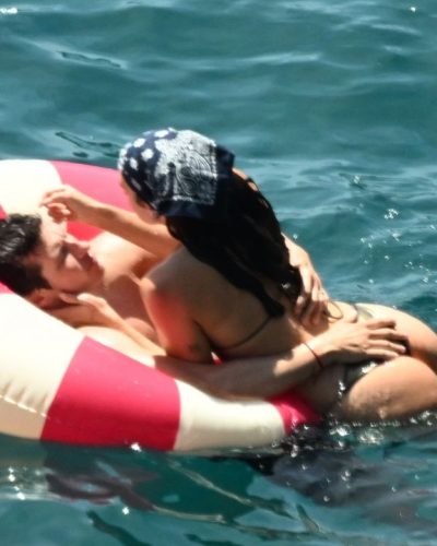 Dua Lipa photo image 2