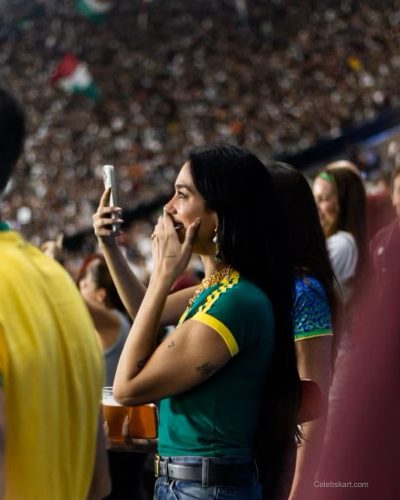 Dua Lipa photo image 4