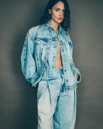 Eiza Gonzalez photo image 5